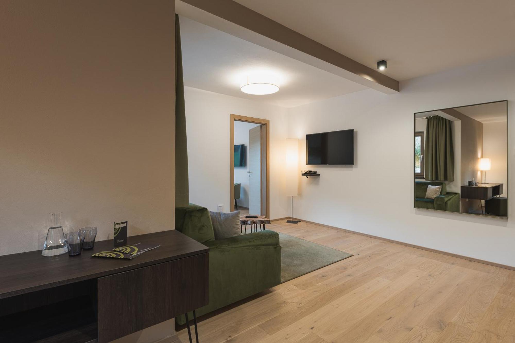 Oliven- & Genusshotel Hirzer Hotel