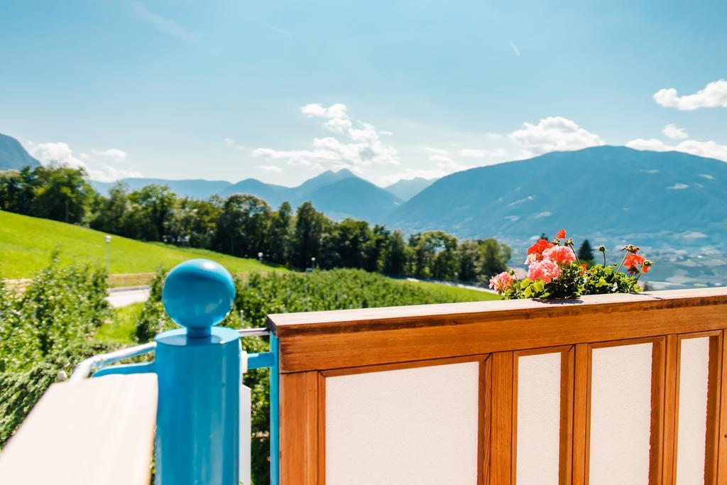 Oliven- & Genusshotel Hirzer Schenna